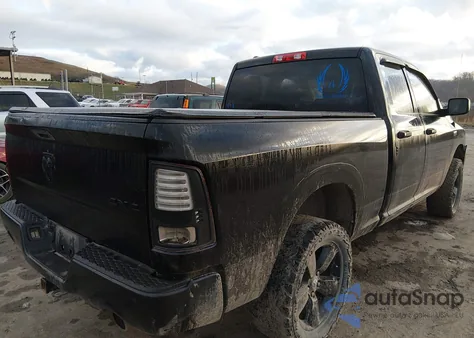 2014 Ram 1500 Express z USA, uszkodzony, nr VIN 1C6RR7FT6ES213092